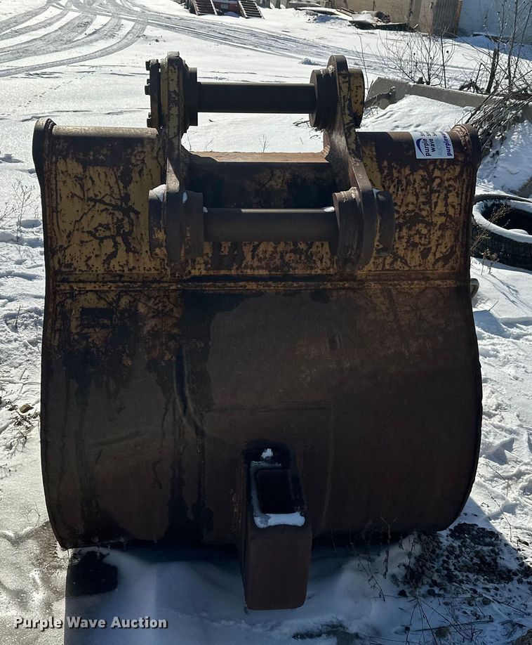 image for item FK1532 Excavator bucket