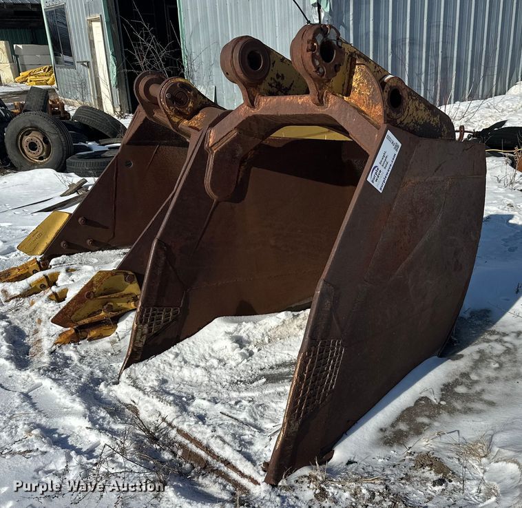 image for item FK1533 EBI excavator sand bucket