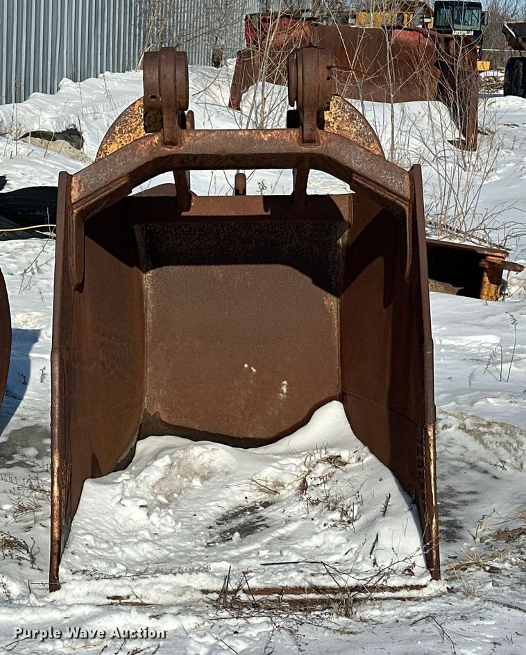 image for item FK1533 EBI excavator sand bucket