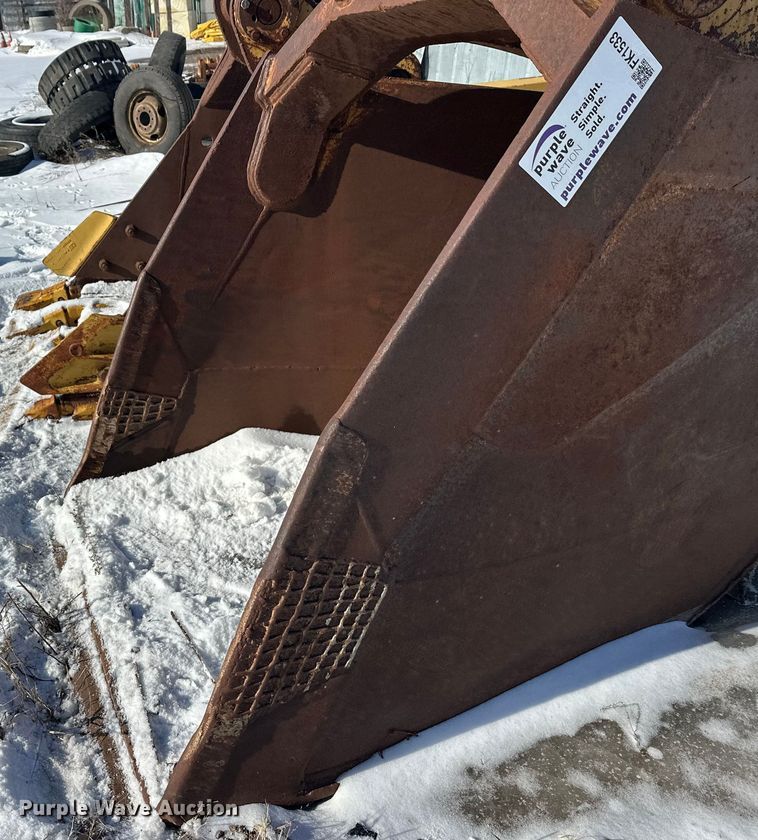 image for item FK1533 EBI excavator sand bucket