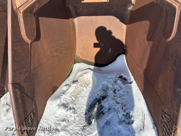 image for item FK1533 EBI excavator sand bucket