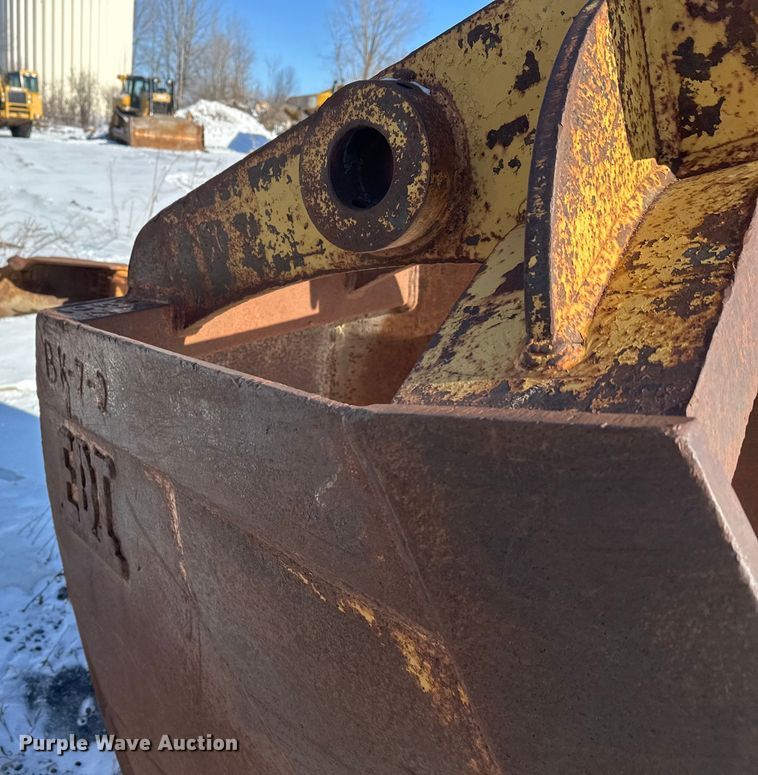 image for item FK1533 EBI excavator sand bucket