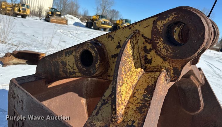 image for item FK1533 EBI excavator sand bucket