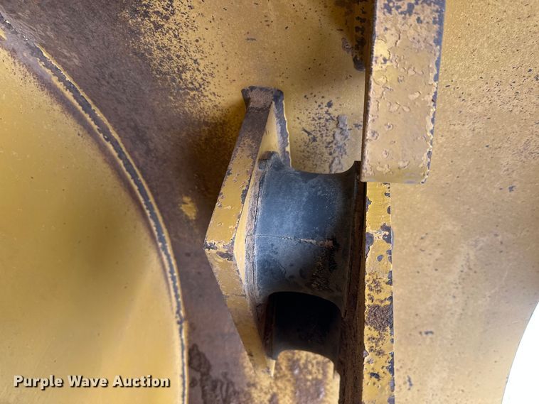 image for item FK1537 2012 Caterpillar CS56B single drum vibratory roller