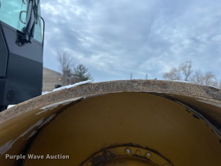 image for item FK1537 2012 Caterpillar CS56B single drum vibratory roller