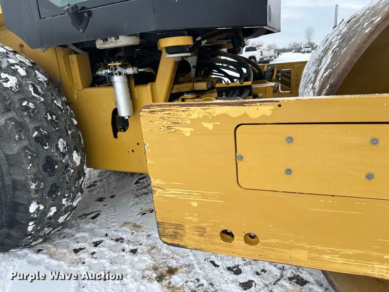 image for item FK1537 2012 Caterpillar CS56B single drum vibratory roller