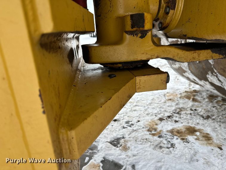 image for item FK1537 2012 Caterpillar CS56B single drum vibratory roller