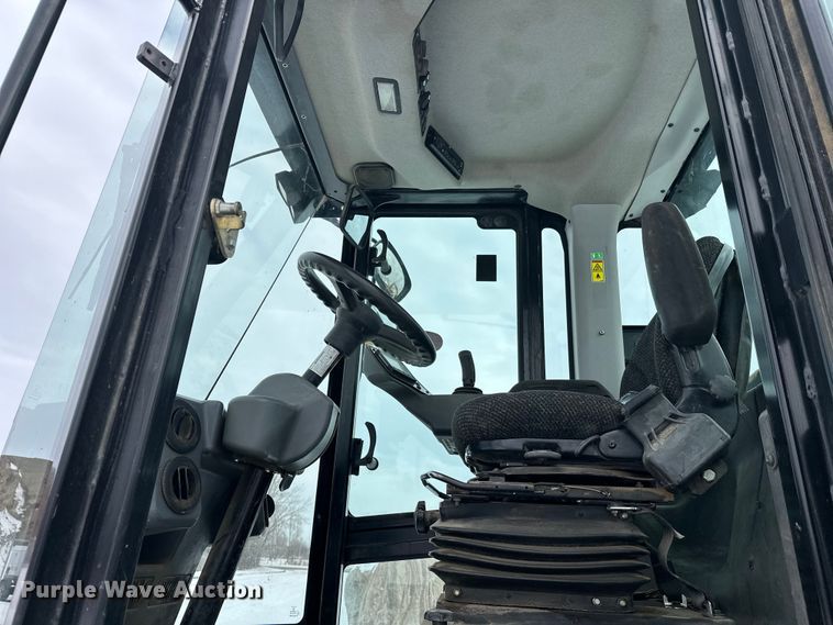 image for item FK1537 2012 Caterpillar CS56B single drum vibratory roller