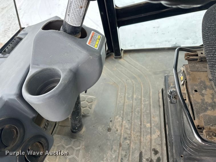 image for item FK1537 2012 Caterpillar CS56B single drum vibratory roller