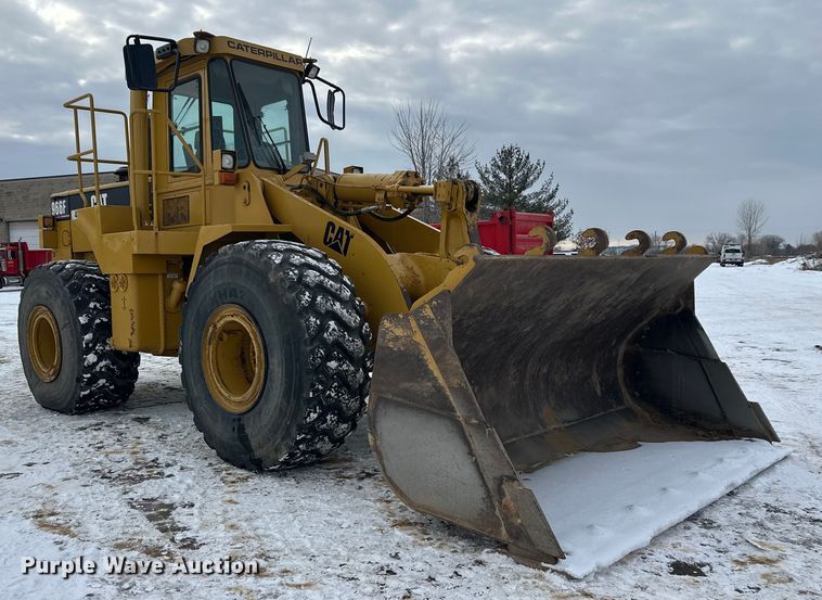 image for item FK1539 1990 Caterpillar 966F wheel loader