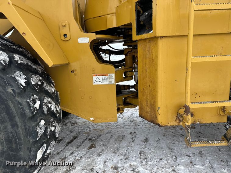 image for item FK1539 1990 Caterpillar 966F wheel loader