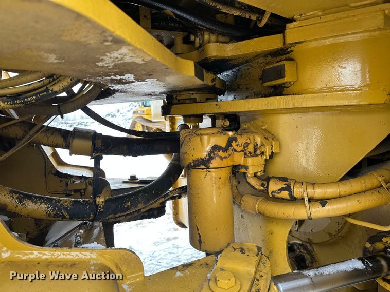 image for item FK1539 1990 Caterpillar 966F wheel loader