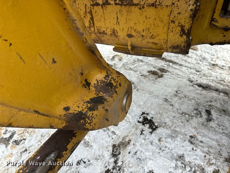 image for item FK1539 1990 Caterpillar 966F wheel loader