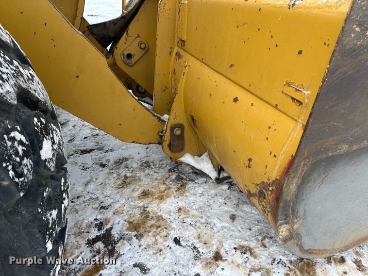 image for item FK1539 1990 Caterpillar 966F wheel loader