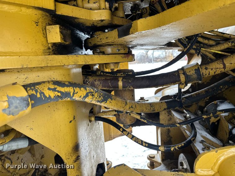image for item FK1539 1990 Caterpillar 966F wheel loader