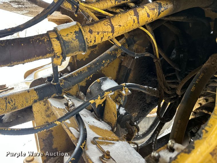 image for item FK1539 1990 Caterpillar 966F wheel loader