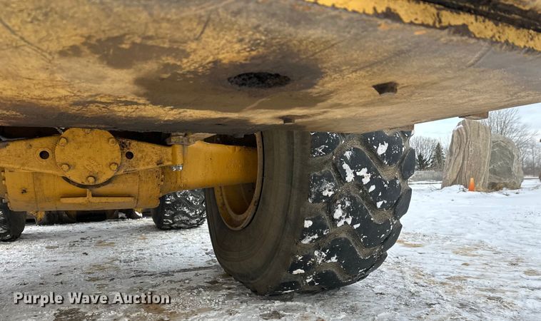 image for item FK1539 1990 Caterpillar 966F wheel loader