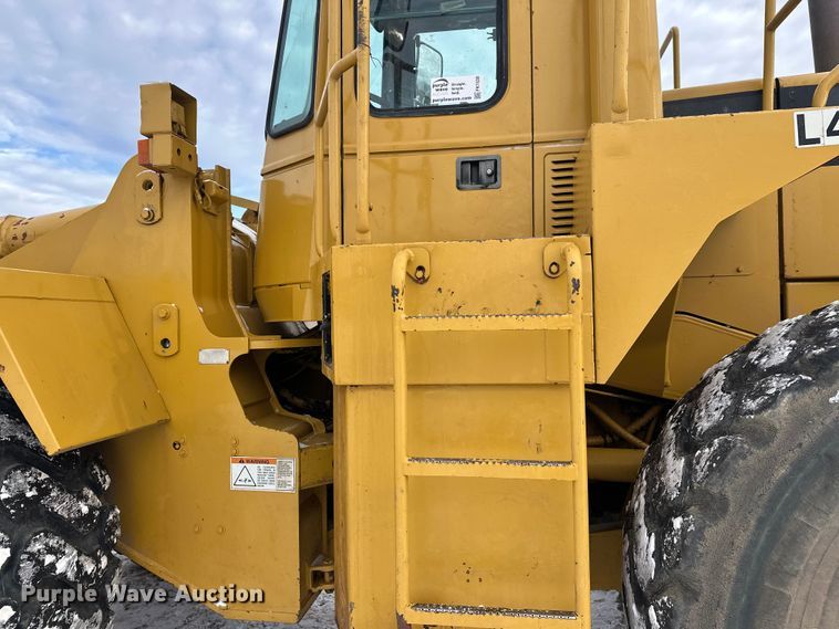 image for item FK1539 1990 Caterpillar 966F wheel loader