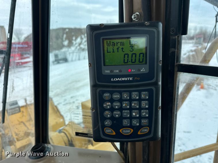 image for item FK1539 1990 Caterpillar 966F wheel loader