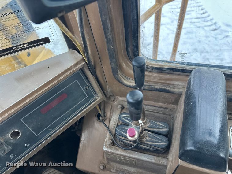 image for item FK1539 1990 Caterpillar 966F wheel loader