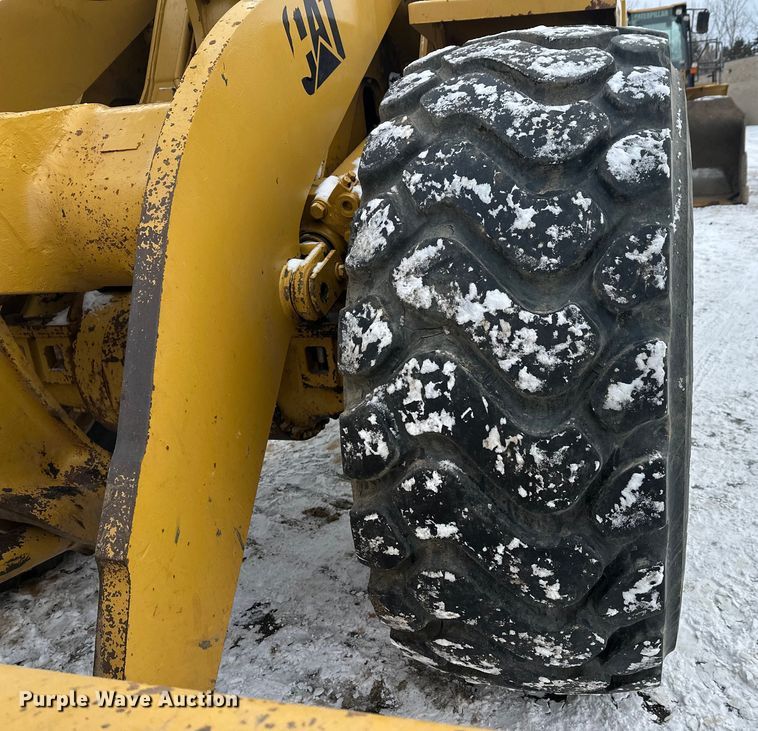 image for item FK1539 1990 Caterpillar 966F wheel loader
