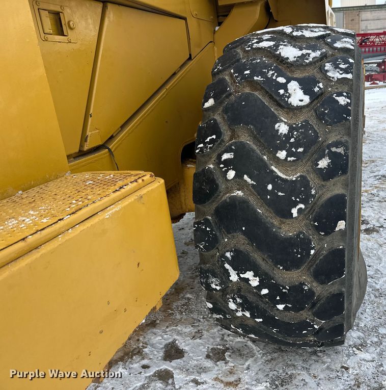 image for item FK1539 1990 Caterpillar 966F wheel loader
