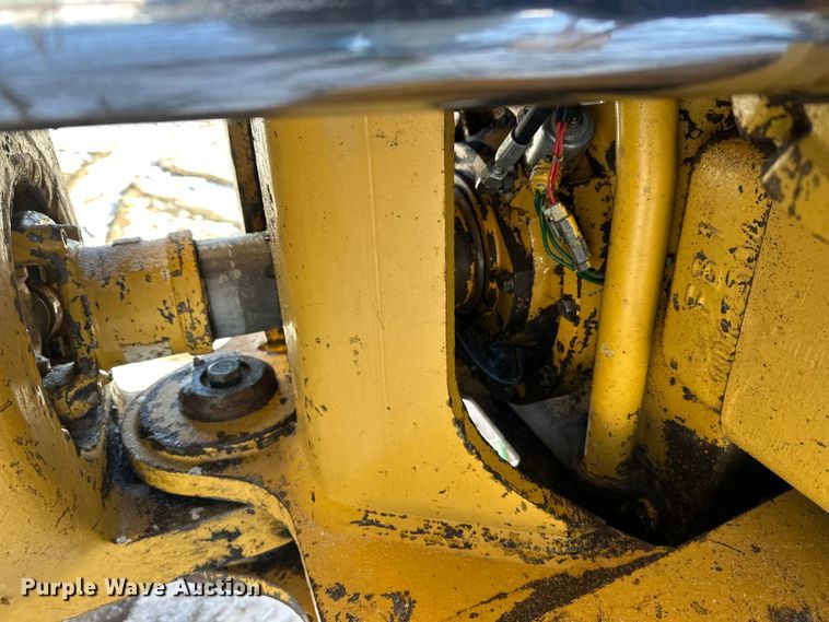 image for item FK1540 2000 Caterpillar D400EII articulated haul truck