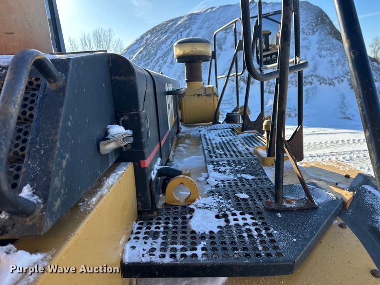 image for item FK1540 2000 Caterpillar D400EII articulated haul truck