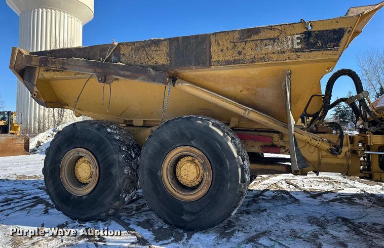 image for item FK1540 2000 Caterpillar D400EII articulated haul truck