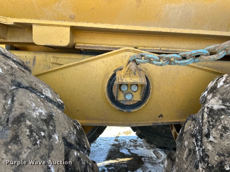 image for item FK1540 2000 Caterpillar D400EII articulated haul truck