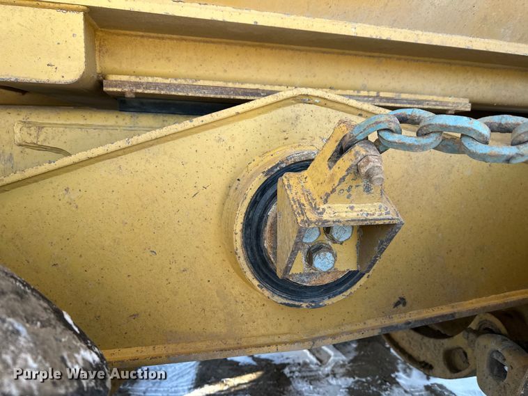 image for item FK1540 2000 Caterpillar D400EII articulated haul truck