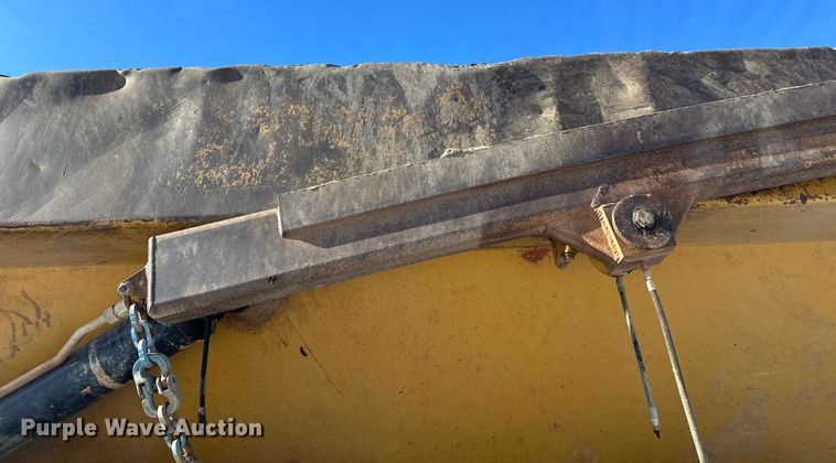 image for item FK1540 2000 Caterpillar D400EII articulated haul truck