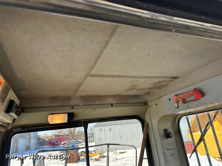 image for item FK1540 2000 Caterpillar D400EII articulated haul truck