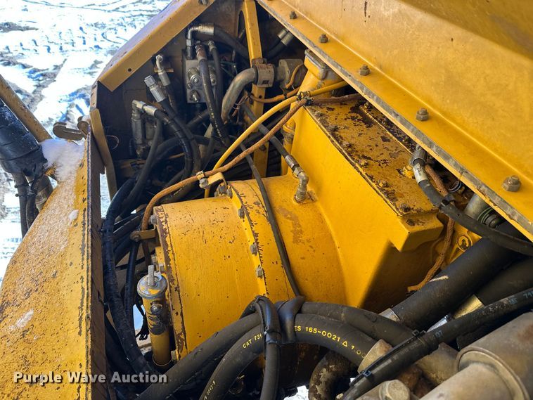 image for item FK1540 2000 Caterpillar D400EII articulated haul truck