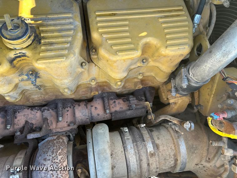 image for item FK1540 2000 Caterpillar D400EII articulated haul truck