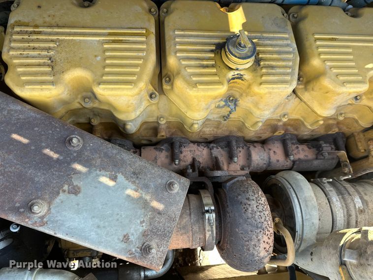 image for item FK1540 2000 Caterpillar D400EII articulated haul truck