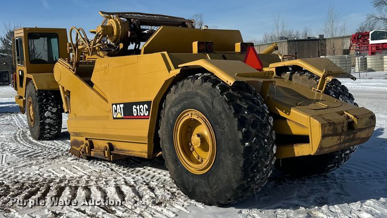 image for item FK1541 1990 Caterpillar 613C elevating scraper