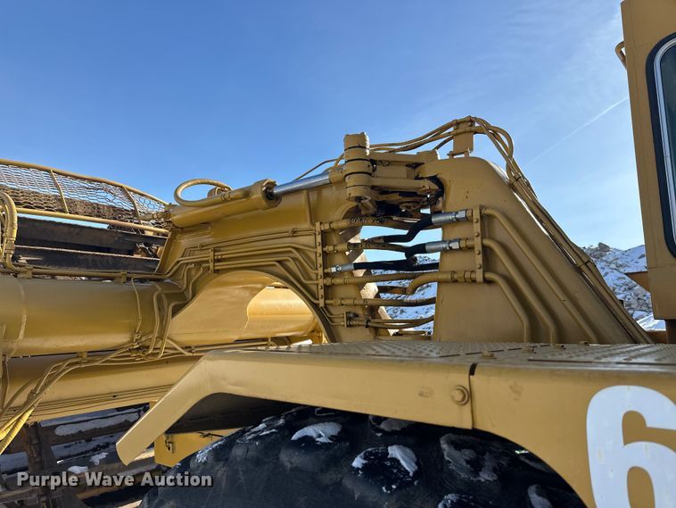 image for item FK1541 1990 Caterpillar 613C elevating scraper