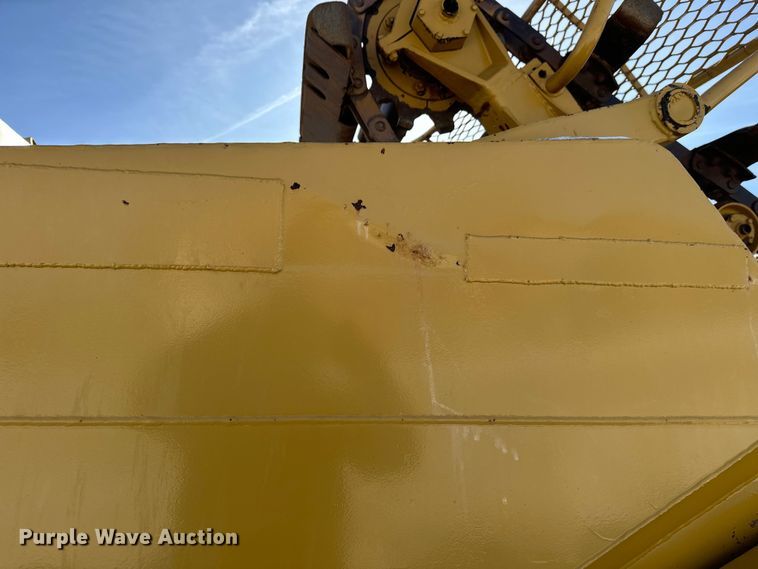image for item FK1541 1990 Caterpillar 613C elevating scraper
