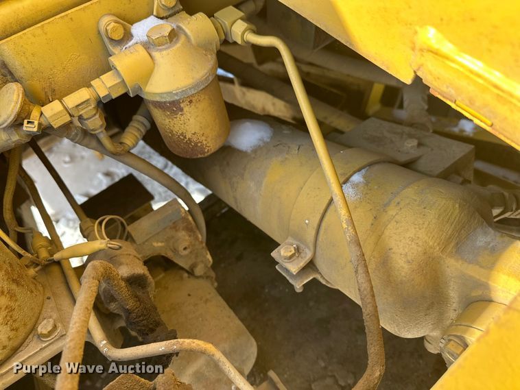 image for item FK1541 1990 Caterpillar 613C elevating scraper