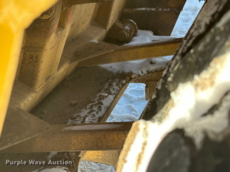 image for item FK1541 1990 Caterpillar 613C elevating scraper