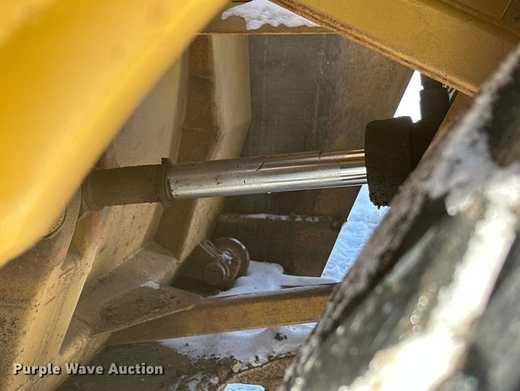 image for item FK1541 1990 Caterpillar 613C elevating scraper