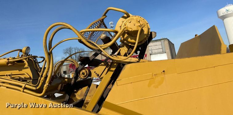 image for item FK1541 1990 Caterpillar 613C elevating scraper