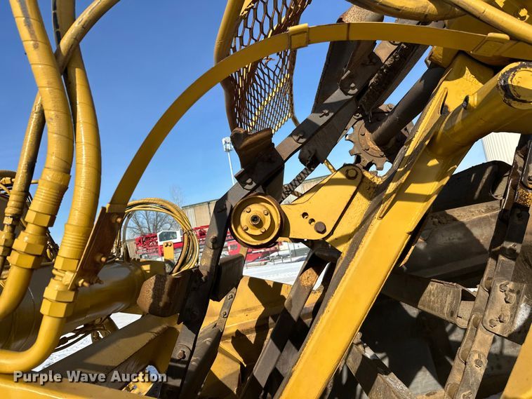 image for item FK1541 1990 Caterpillar 613C elevating scraper