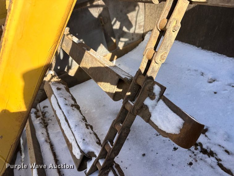 image for item FK1541 1990 Caterpillar 613C elevating scraper
