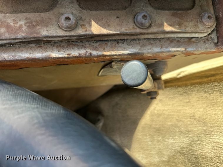 image for item FK1541 1990 Caterpillar 613C elevating scraper