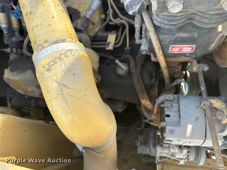 image for item FK1541 1990 Caterpillar 613C elevating scraper