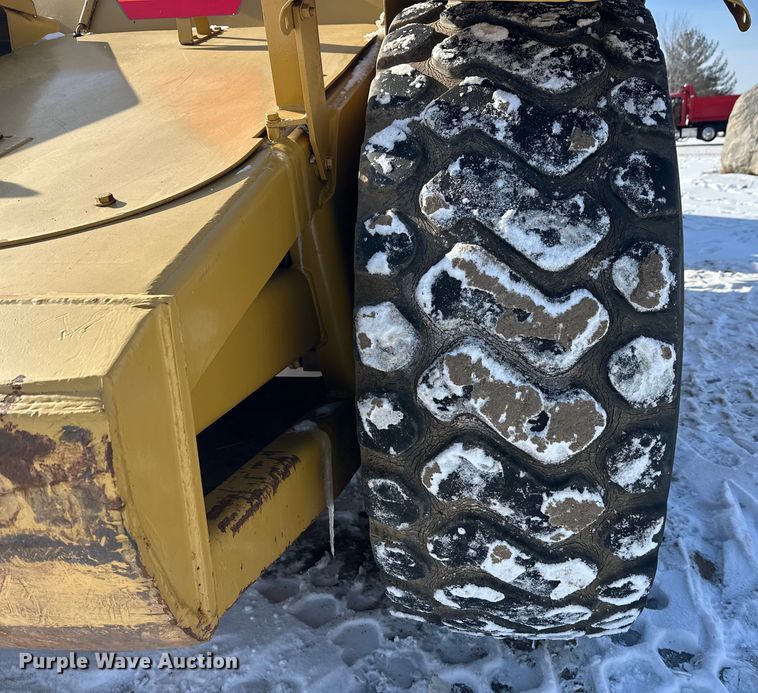 image for item FK1541 1990 Caterpillar 613C elevating scraper