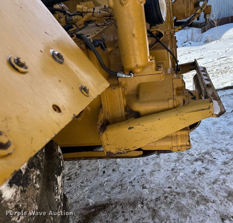 image for item FK1542 1987 Caterpillar 627E conventional scraper 