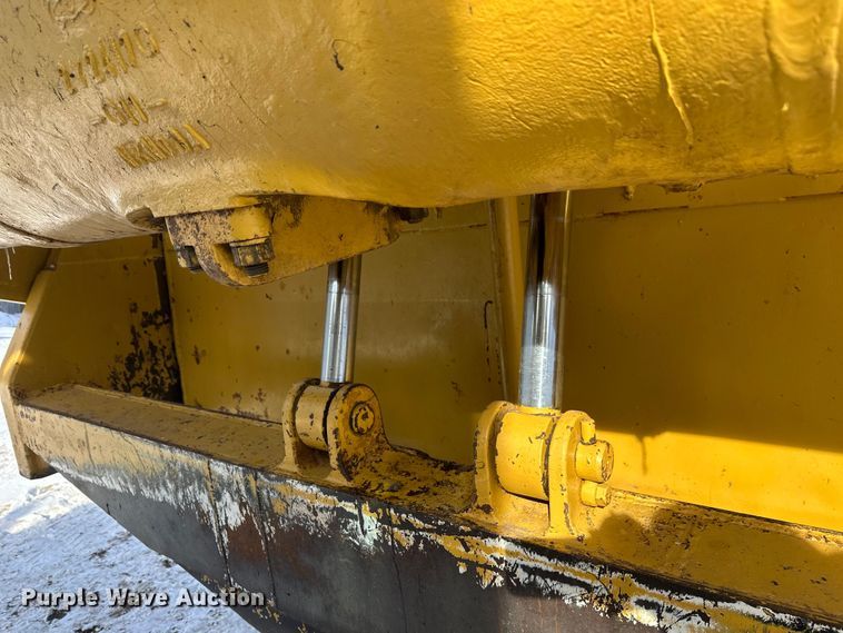image for item FK1542 1987 Caterpillar 627E conventional scraper 